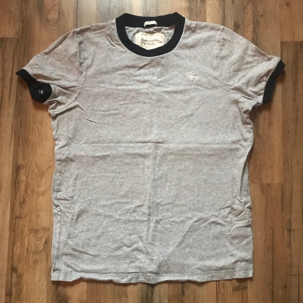 Abercrombie & Fitch Gray T-shirt